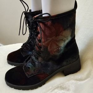 Madden Girl Eloisee Velvet Floral Vintage Women's Lace Up Combat Boots 9.5 New